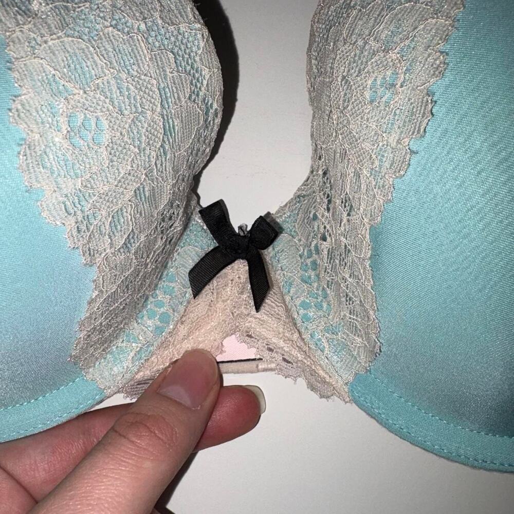 Victoria’s Secret Dream Angels Lined Demi Bra 34C Lace Blue White Padded - Picture 2 of 4